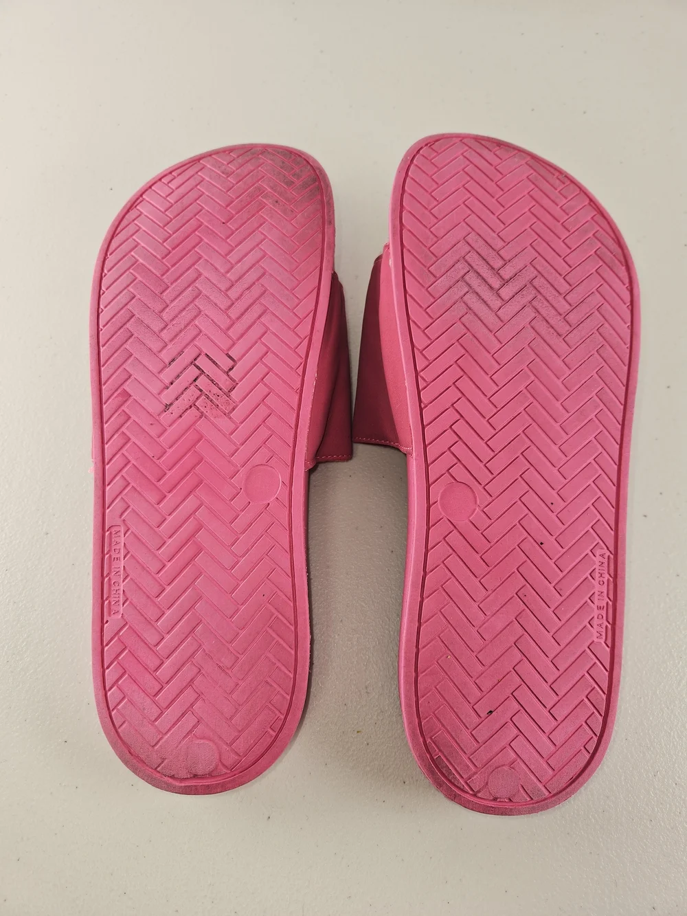 Youth Polo Ralph Lauren Slides Size 4 Hot Pink See Pictures Pre-loved